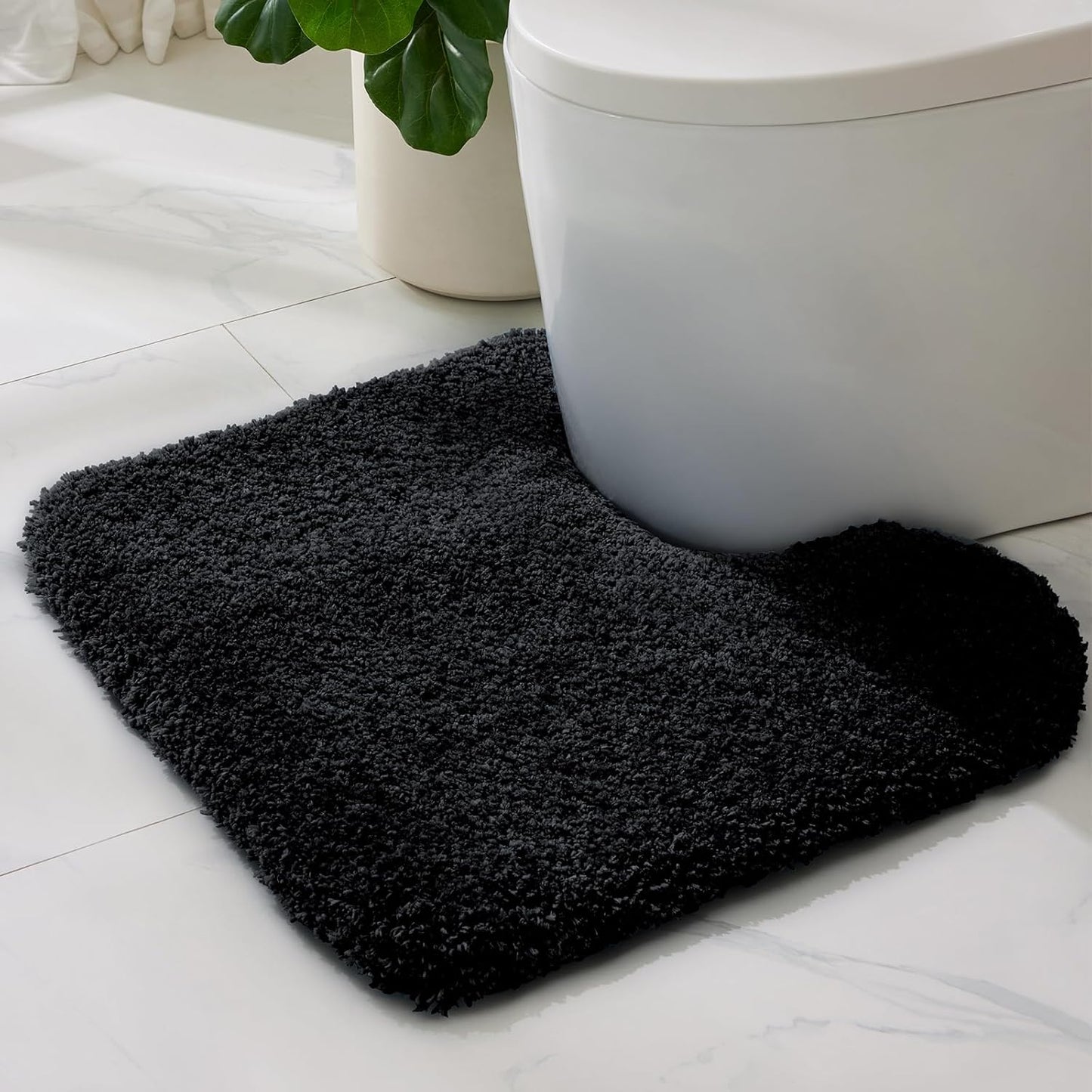 ILANGO Pink Bathroom Rugs 36" × 24" Non Slip & Super Absorbent Extra Thick Soft, Washable Bath Mat for Floor, Non Shedding Microfiber Plush Shaggy Bath Rug with Rubber for Bathtub Shower Room Sink