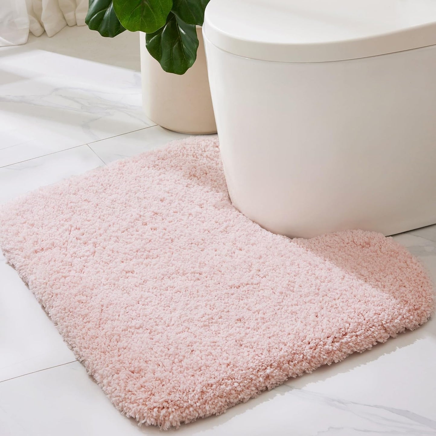 ILANGO Pink Bathroom Rugs 36" × 24" Non Slip & Super Absorbent Extra Thick Soft, Washable Bath Mat for Floor, Non Shedding Microfiber Plush Shaggy Bath Rug with Rubber for Bathtub Shower Room Sink