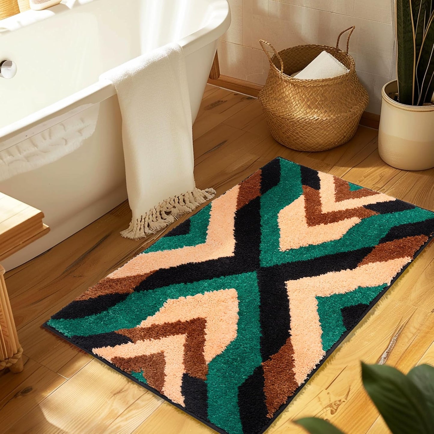 Boho Long Bathroom Rugs Runner Non Slip Washable Western Aztec Bath Mats Rugs for Bathroom Hallway Plush Soft Absorbent Farmhouse Carpet for Shower, Kitchen, 24x60 inch, WhiteBrown
