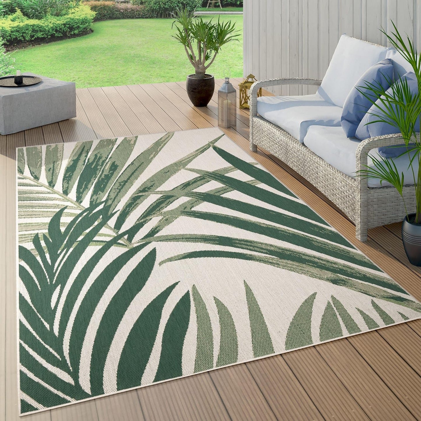 Indoor & Outdoor Rug Flat-Weave Jungle Floral Palm Trees Design Black Green, Size: 3'11" x 5'7"