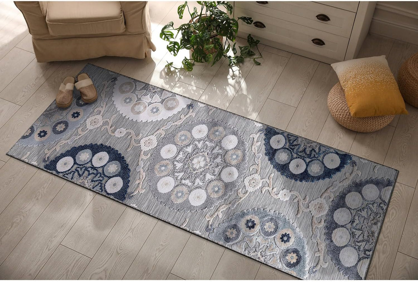 CAMILSON Indoor Outdoor Rug 8x10 Bohemian Medallion Floral Area Rugs for Indoor and Outdoor Patios Easy-Cleaning Non-Shedding Living Room Garden and Kitchen Washable Outside Carpet (8 x 10 / Beige)