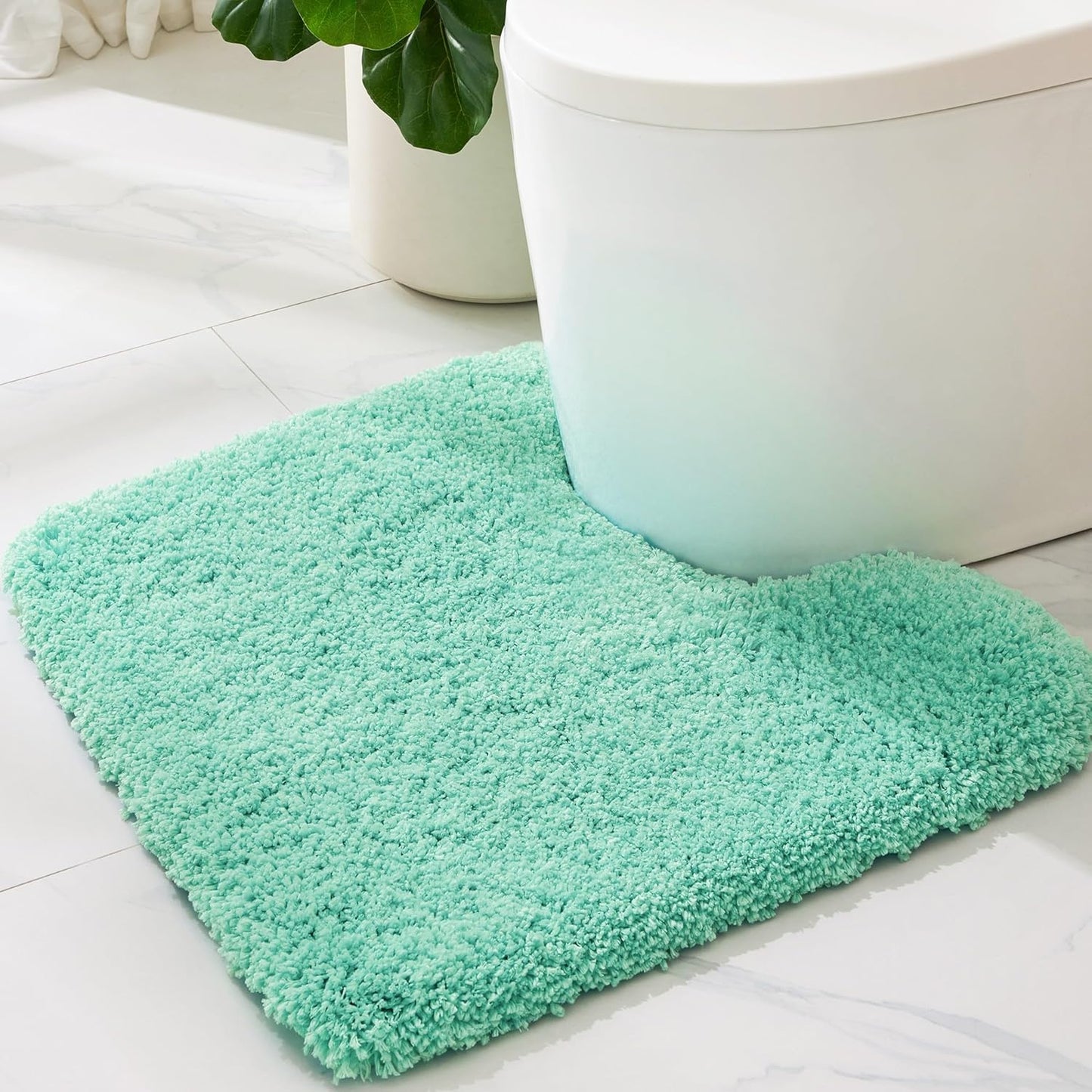 ILANGO Pink Bathroom Rugs 36" × 24" Non Slip & Super Absorbent Extra Thick Soft, Washable Bath Mat for Floor, Non Shedding Microfiber Plush Shaggy Bath Rug with Rubber for Bathtub Shower Room Sink
