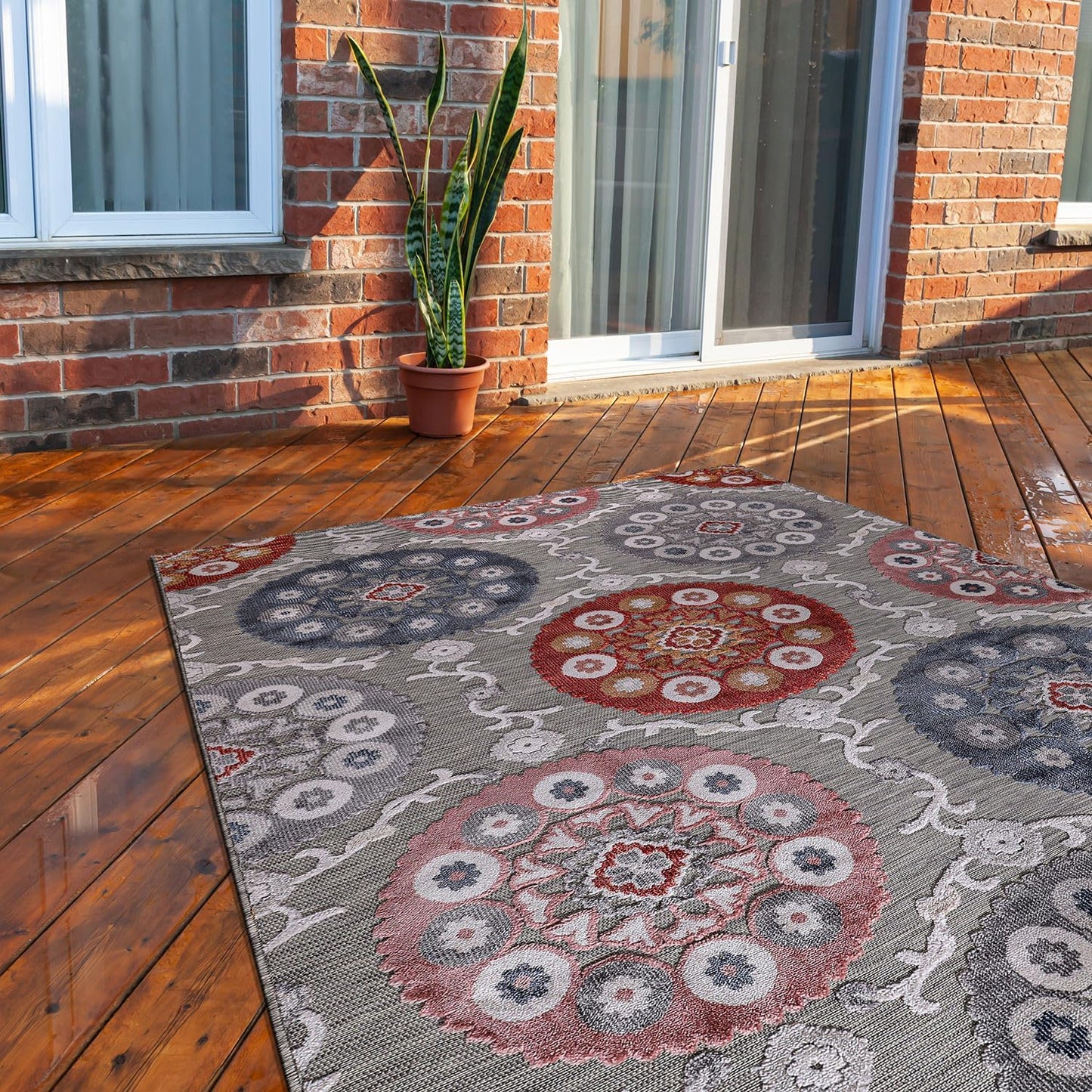 CAMILSON Indoor Outdoor Rug 8x10 Bohemian Medallion Floral Area Rugs for Indoor and Outdoor Patios Easy-Cleaning Non-Shedding Living Room Garden and Kitchen Washable Outside Carpet (8 x 10 / Beige)