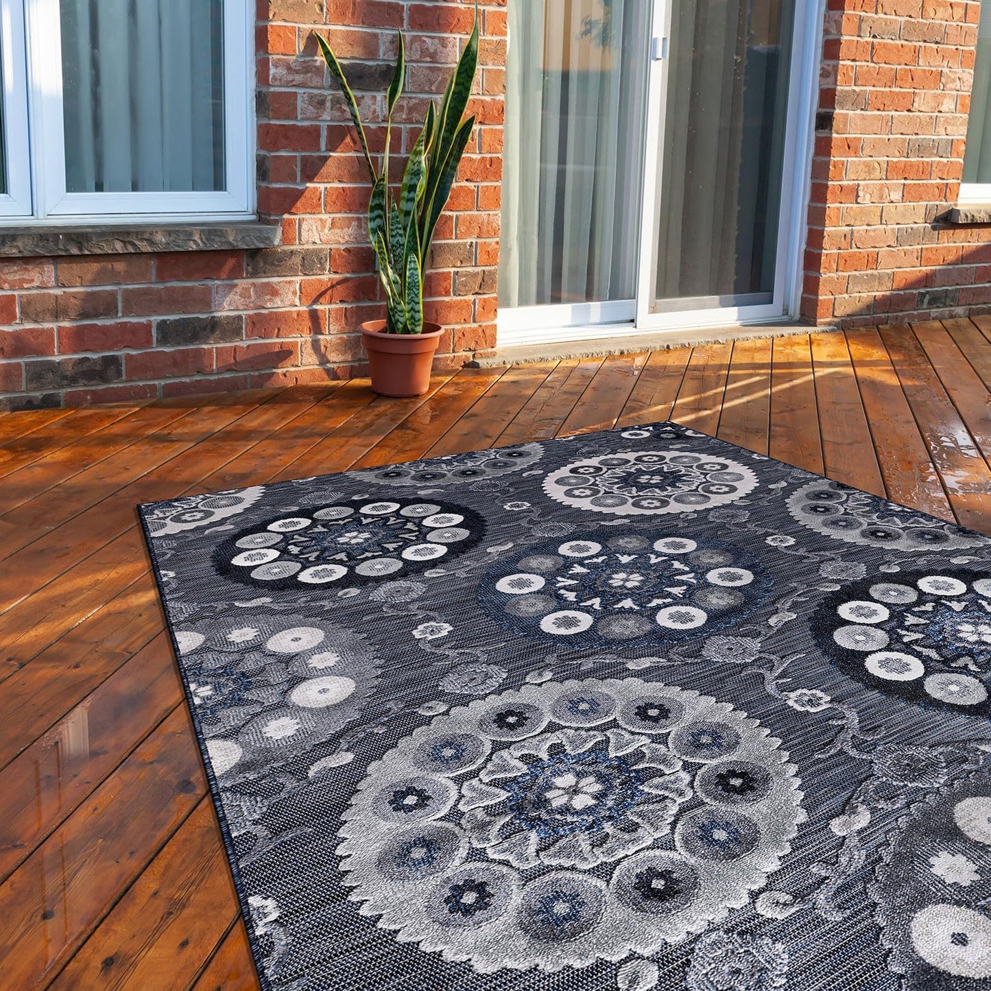 CAMILSON Indoor Outdoor Rug 8x10 Bohemian Medallion Floral Area Rugs for Indoor and Outdoor Patios Easy-Cleaning Non-Shedding Living Room Garden and Kitchen Washable Outside Carpet (8 x 10 / Beige)