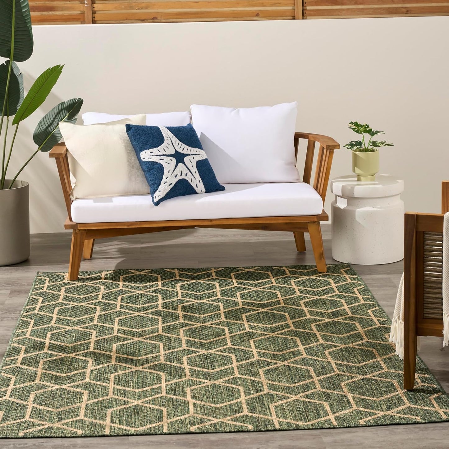Nourison Horizon Indoor/Outdoor Green 4' x 6' Area Rug - Easy Cleaning, Non Shedding, Bed Room, Living Room, Dining Room, Kitchen (4' x 6')