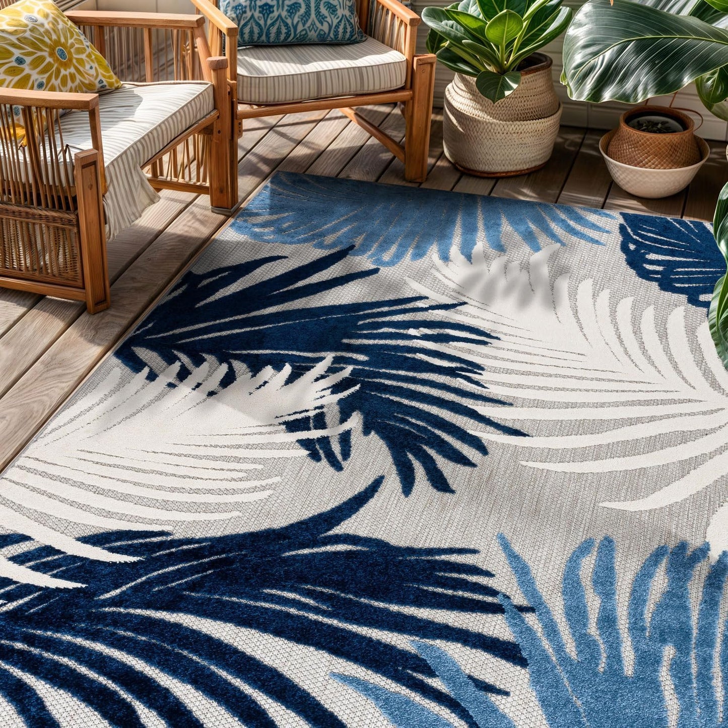 Rugshop Lucca Contemporary Floral Indoor/Outdoor Area Rug 5' x 7' Navy