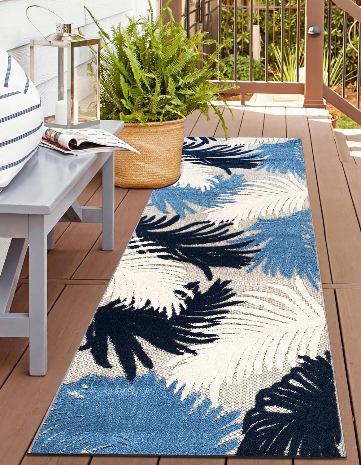 Rugshop Lucca Contemporary Floral Indoor/Outdoor Area Rug 5' x 7' Navy